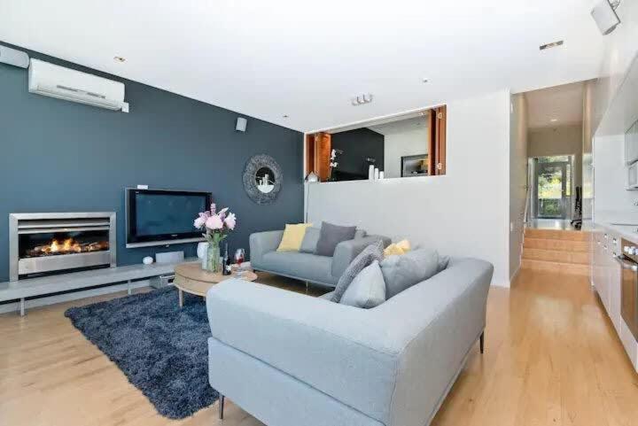 Luxury Lake View - 1 Bedroom Κουίνσταουν Εξωτερικό φωτογραφία